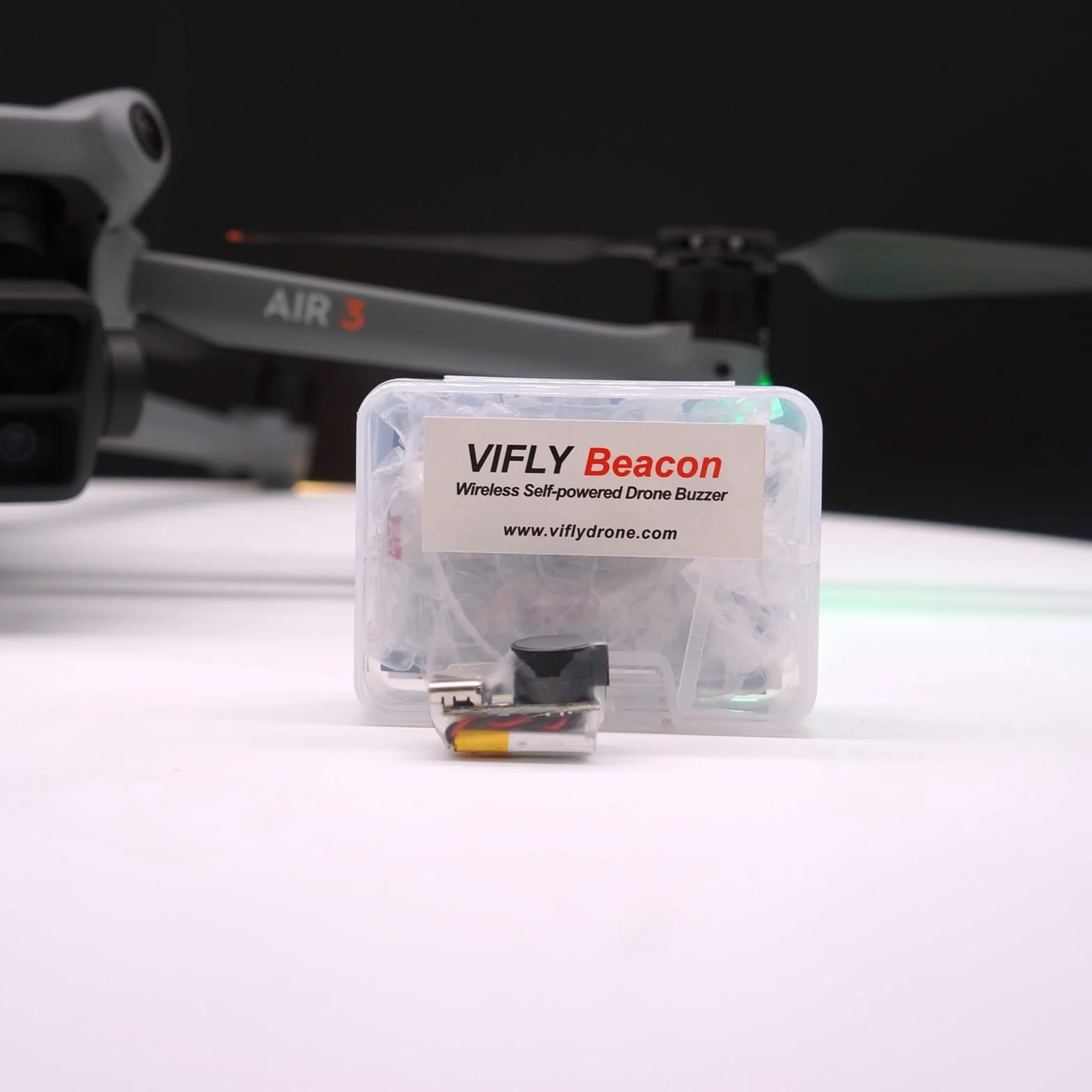 VIFLY Beacon bezprzewodowy brzęczyk do drona z własnym zasilaniem z akumulatorem zgubionego drona z czujnikiem ruchu do quadów DJI, quadów FPV i samolotów