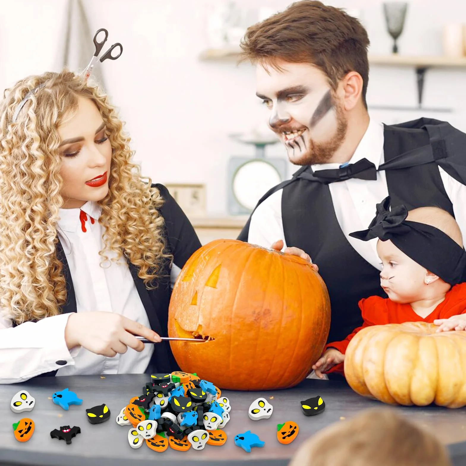 50 Sztuk Mini Gumek do Ścierania na Halloween - Dynia i Czaszka - Prezent dla Dzieci, Biuro i Artykuły Papiernicze