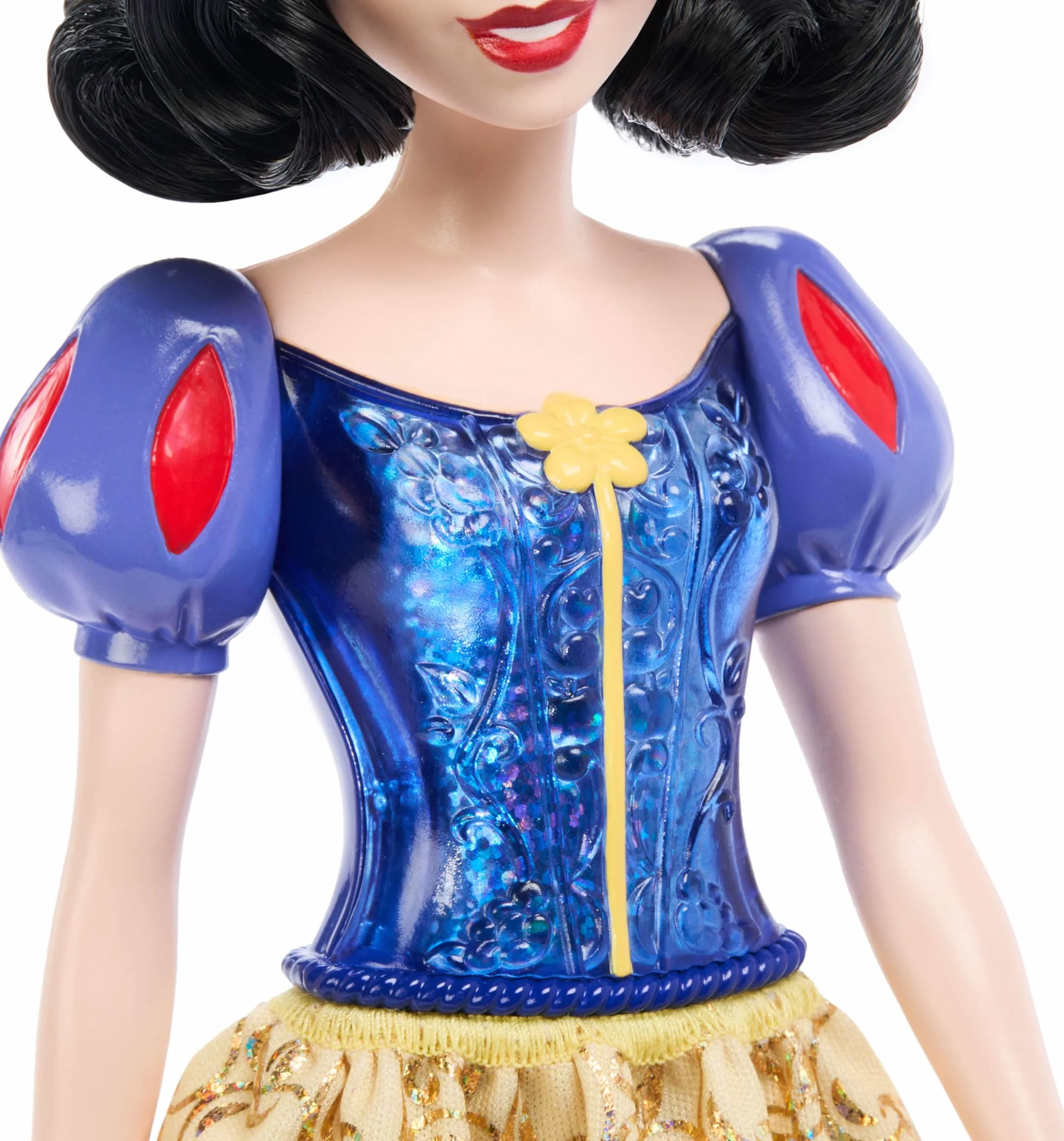 Mattel Księżniczka Disneya Śnieżka Lalka z punktami zgięcia, błyszczącym ubrankiem i akcesoriami inspirowanymi filmem Disneya, prezent dla dzieci HLW08