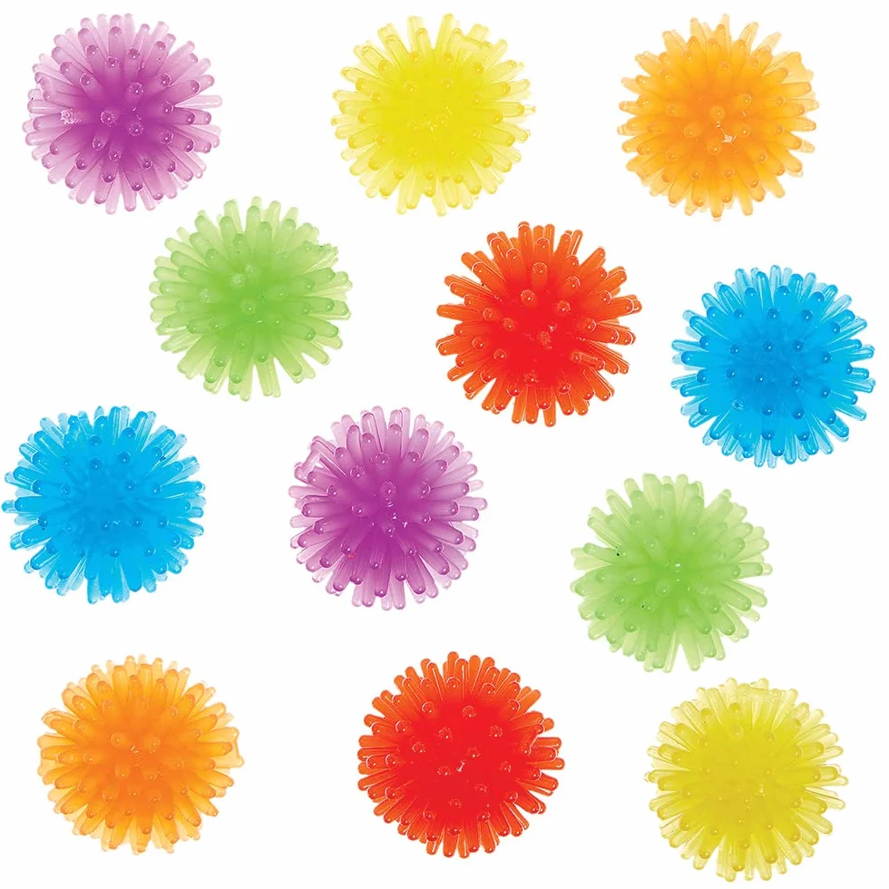 Baker Ross FX769 Jeżowe piłki z serii Rainbow Colours - 12 szt., zawartość torebek imprezowych dla dzieci