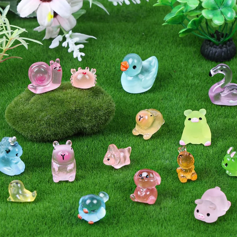 DiULi Mini zestaw zwierząt z żywicy, 36 sztuk miniaturowe zwierzęta z żywicy, mikro krajobraz świecące figurki do domków dla lalek, roślin doniczkowych, akwarium, DIY rzemiosła (14 stylów)
