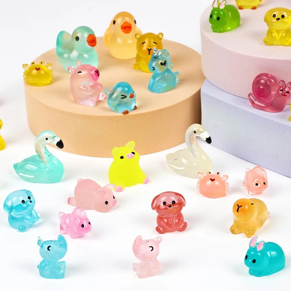 DiULi Mini zestaw zwierząt z żywicy, 36 sztuk miniaturowe zwierzęta z żywicy, mikro krajobraz świecące figurki do domków dla lalek, roślin doniczkowych, akwarium, DIY rzemiosła (14 stylów)