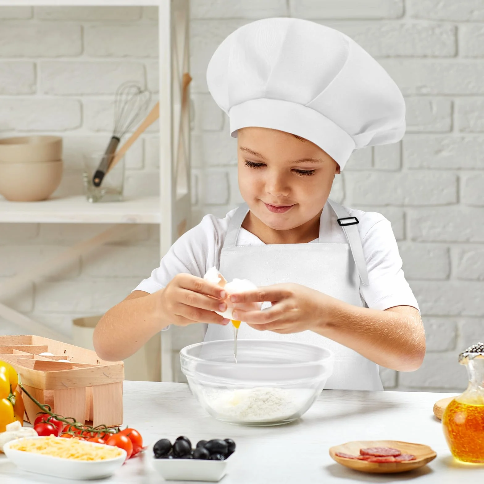 Dziecięcy fartuch i czapka kucharska, regulowany fartuch kuchenny z 2 kieszeniami, czapka kucharska dla małych dzieci i fartuch do gotowania, pieczenia i malowania