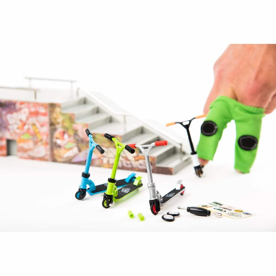 Grip & Tricks - Finger Scooter - Skate - Opakowanie 1 - Wymiary: 22 X 13,5 X 2 cm