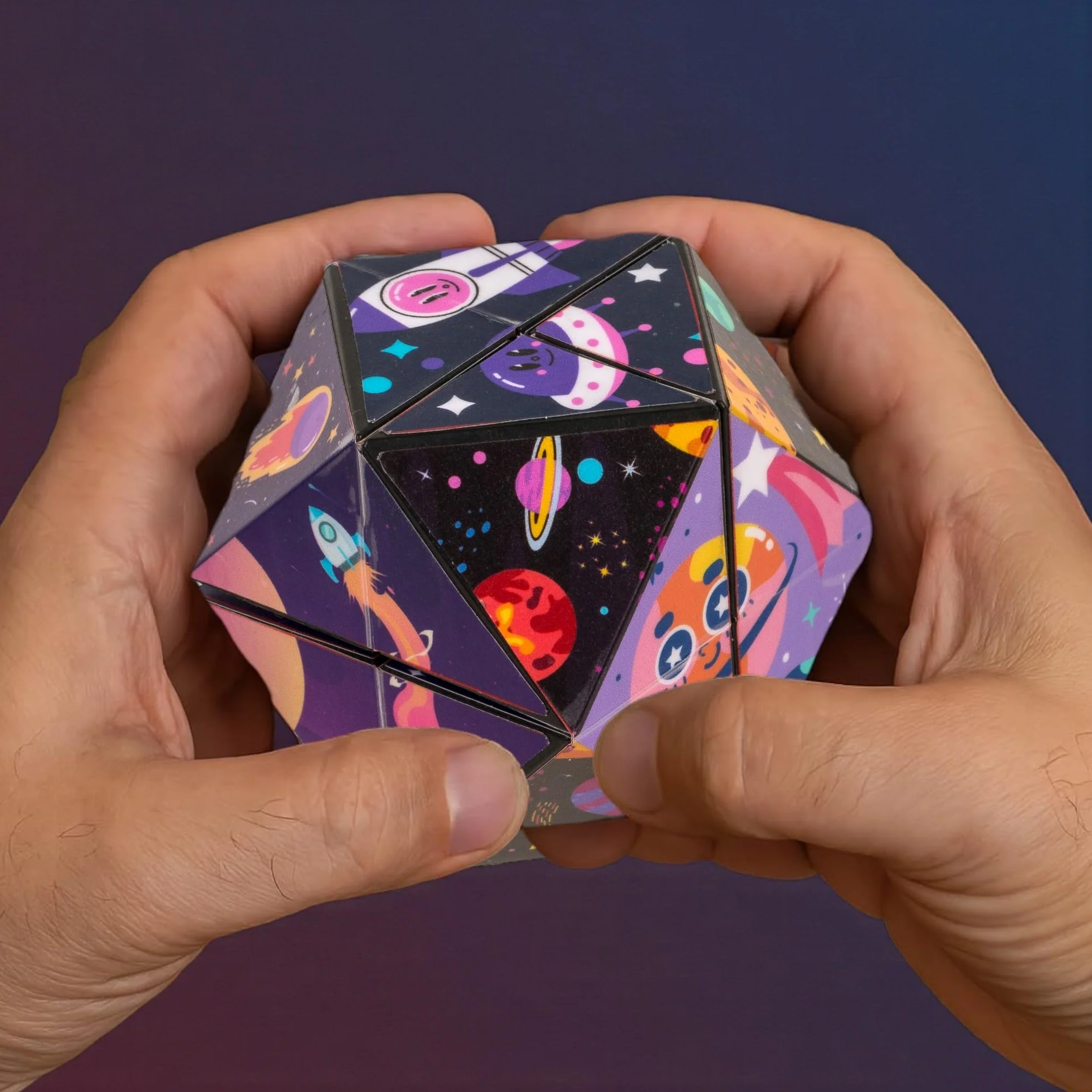 MIJOMA Infinity Cube – niekończąca się kostka z ekscytującymi motywami, Fidget zabawka przeciwko stresowi i nudzie, składana kostka dla dzieci i dorosłych, 5,5 cm (kosmos)
