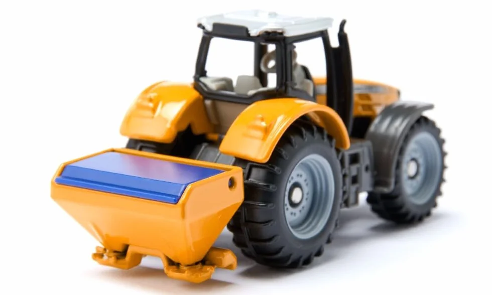 Siku Massey Ferguson z rozdrabniaczem soli