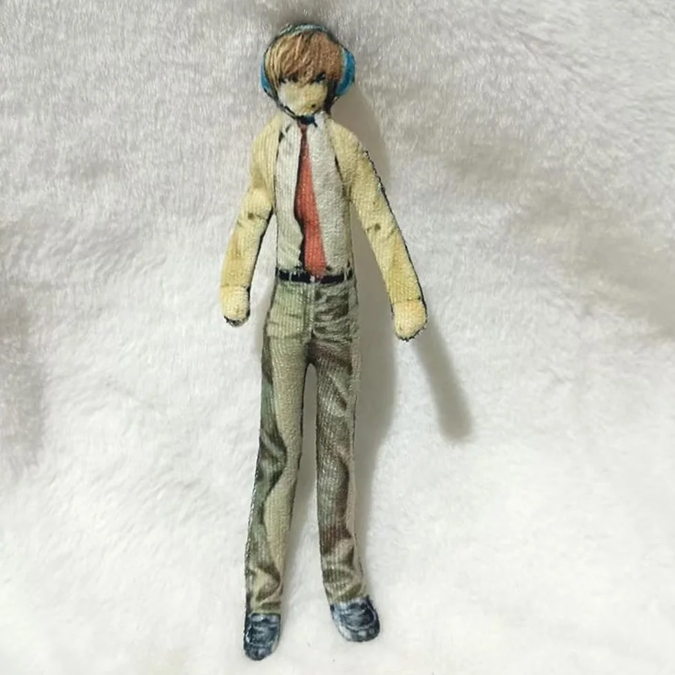 Light Yagami L Figure Plush Anime Skręcalne Figurki Akcji Lalka Cartoon Poduszka Możliwa Figurka Anime Dekoracja Domu Kanapy