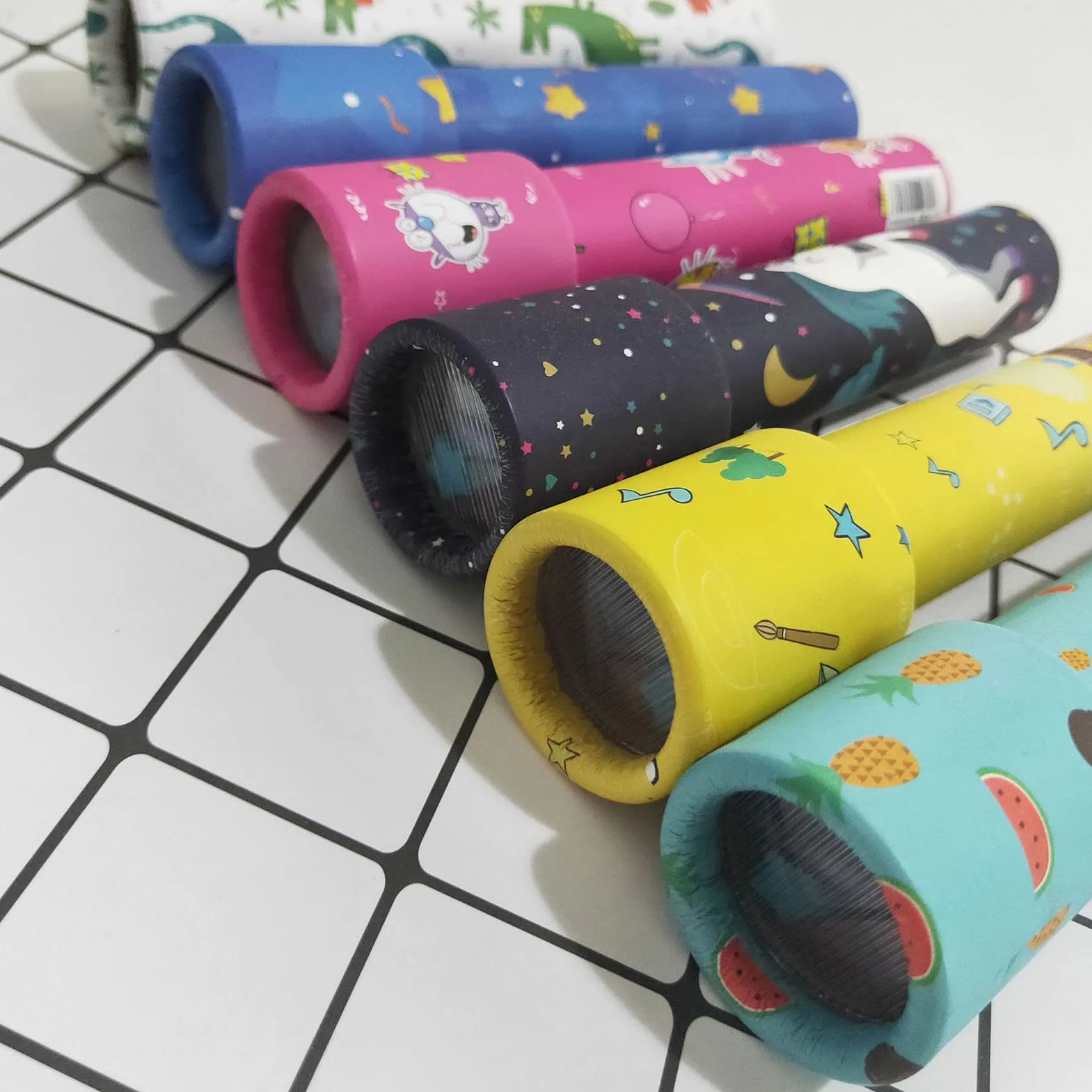 Kalejdoskop, 12 Sztuk Kolorowy Papier Klasyczny Retro Kalejdoskop Zabawka Edukacyjna dla Dzieci dla Dzieci