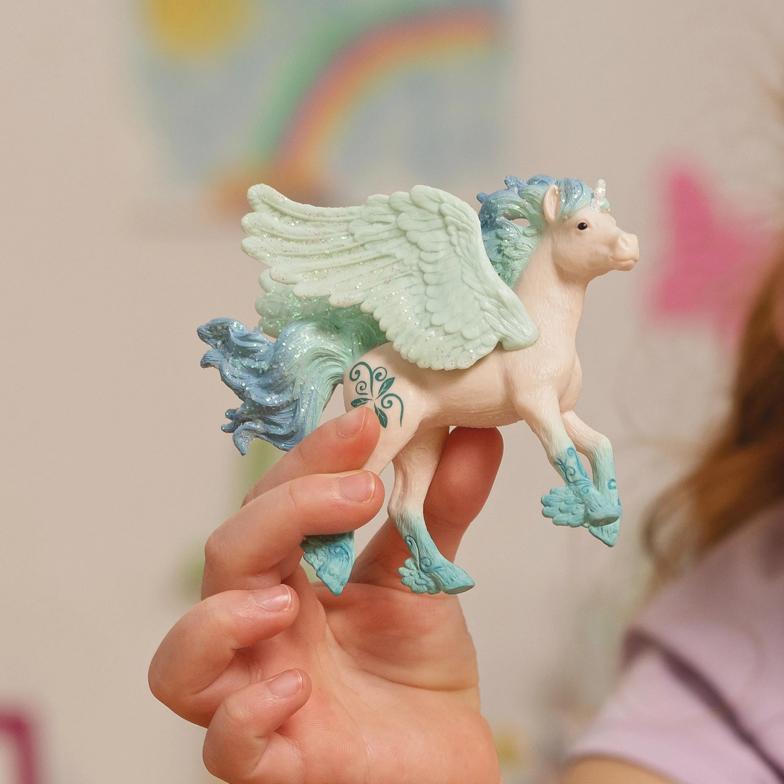 schleich 70824 Źrebię jednorożca wiatru, od 5 lat, BAYALA - figurka, 3 x 10 x 9 cm