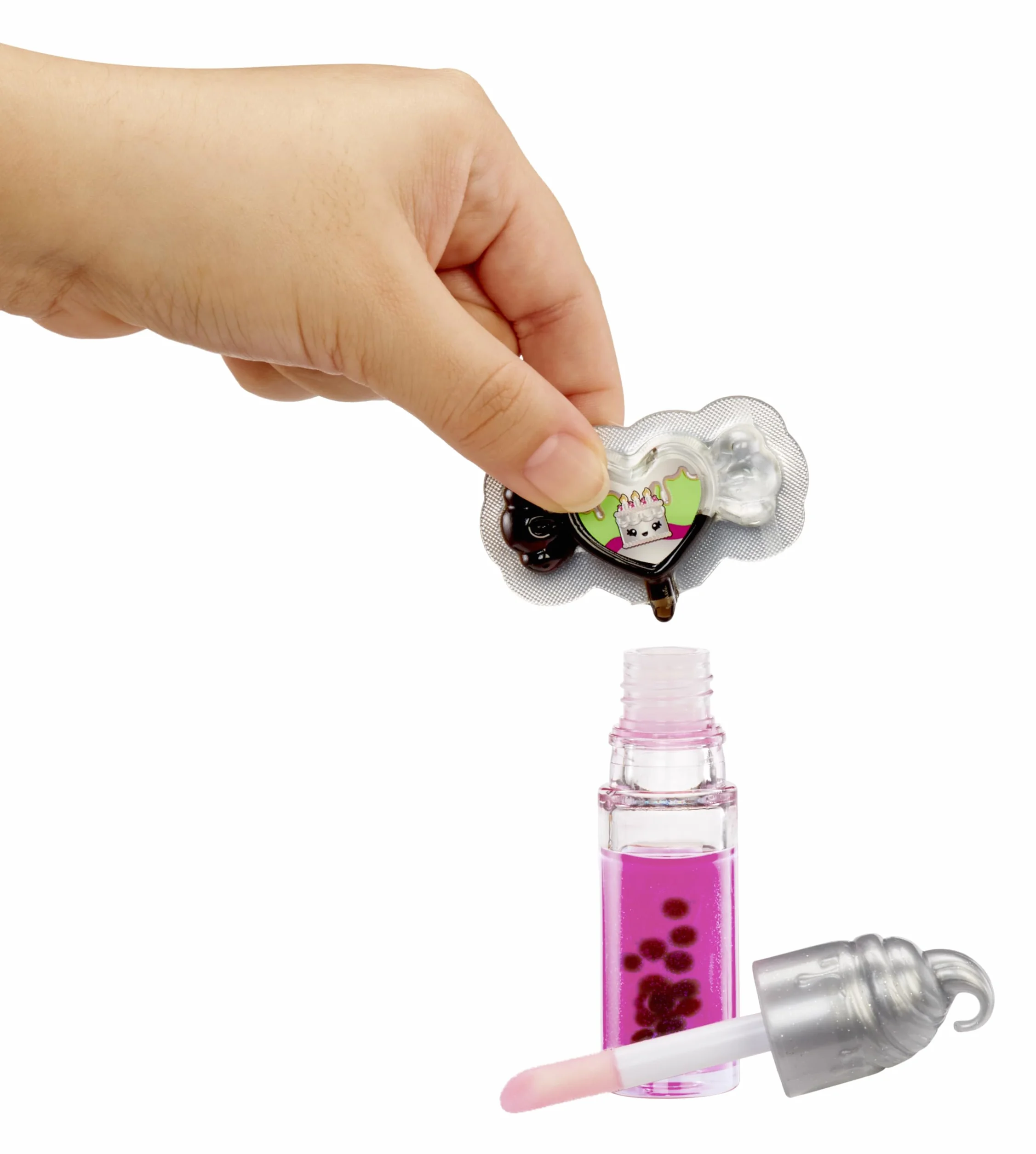 Yummiland Lip Gloss Doll – Sour Sweeties - Misty Cakes – Laleczka z Błyszczykiem do Samodzielnego Wykonania i Breloczkiem, Zabawa z Makijażem, Lalka Kolekcjonerska, Dla Dzieci w Wieku od 4. Lat