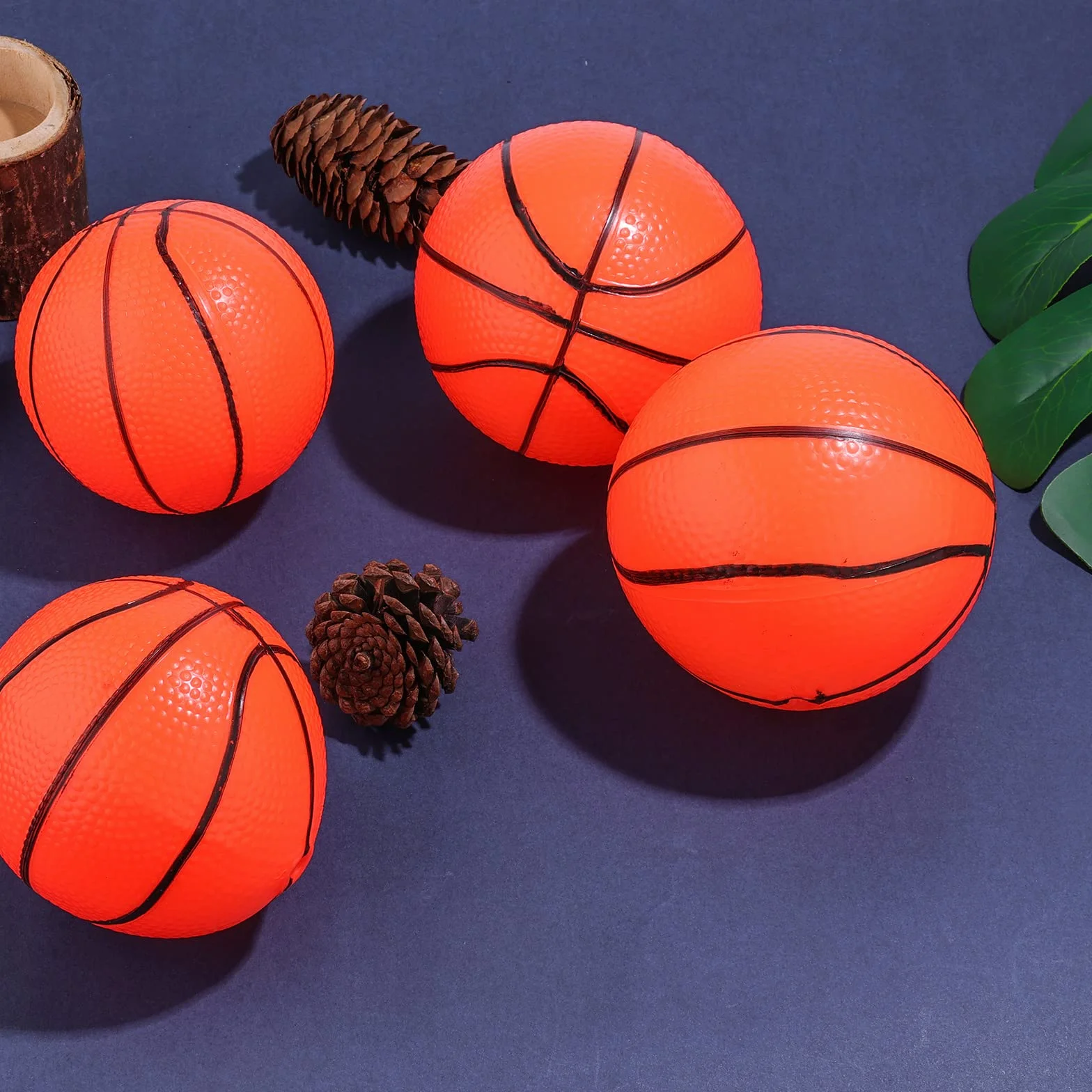 AIEX 10 Szt. 10 cm Mini Dmuchane Pilki do Koszykówki, Guma Mini Zabawka do Koszykówki z Inflatorem, Dmuchana Koszykówka Plazowa dla Dzieci Granie Cwiczenia (Pomaranczowy)